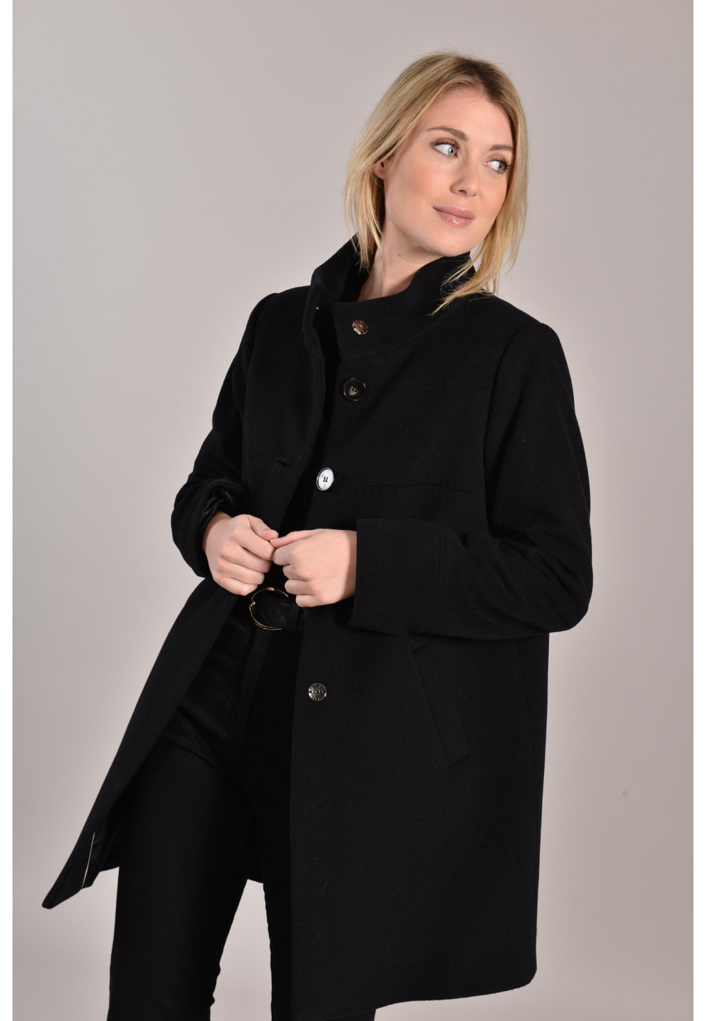 manteau laine noir femme court